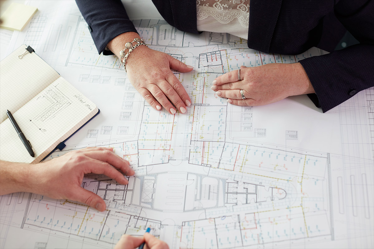 Wir kümmern uns unter anderem um Architektenleistung, Statik, TGA (techn. Gebäudeausbau), Brandschutz- Angelegenheiten, Boden- und Grundstücksgutachten.